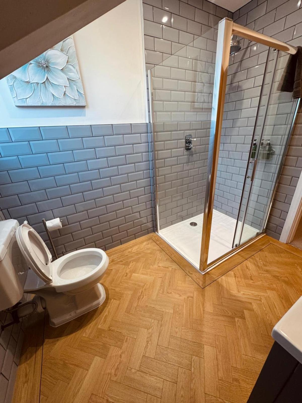 Lola'S Loft With Lake Views - Central Bowness - Pet Friendly Εξωτερικό φωτογραφία