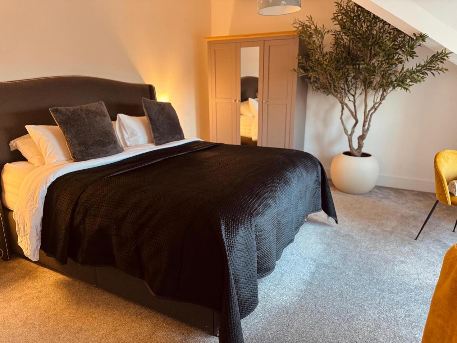 Lola'S Loft With Lake Views - Central Bowness - Pet Friendly Εξωτερικό φωτογραφία